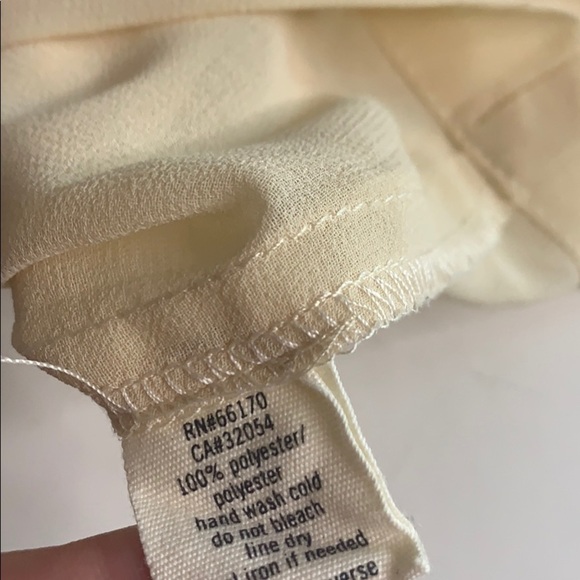 Anthropologie Pins & Needles Cream Tier layer drape large women’s shirt T-shirt - Picture 6 of 8